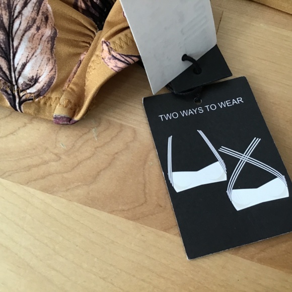 BCBGMAXAZRIA Bikini Top - Picture 4 of 12